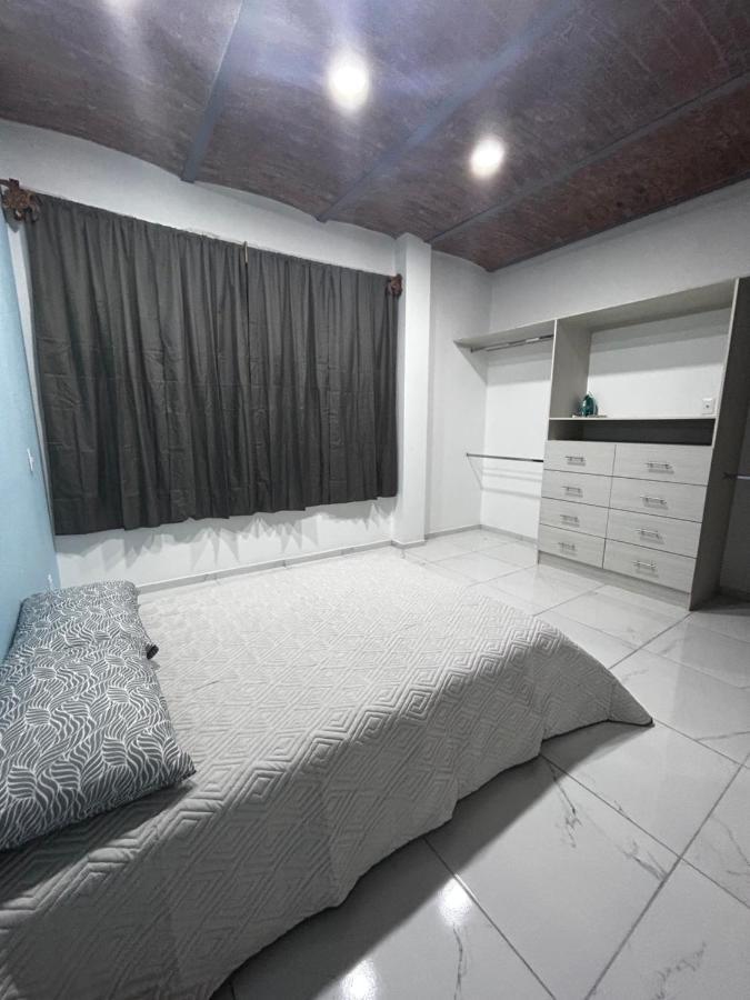 Departamentos Colibri Y Tortuga Apartment Чапала Екстериор снимка